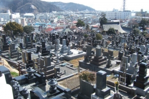 Yonemoto graveyard (Emiko's family)