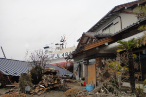 ishinomaki-ship-rear